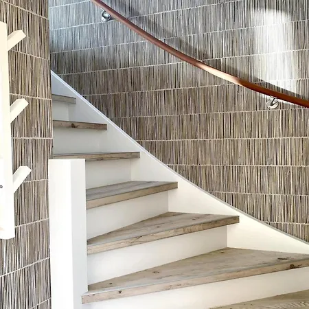 Stunning Near Beaches And Golf Course *