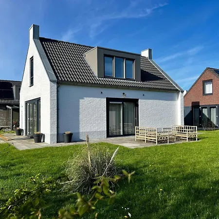 Stunning Near Beaches And Golf Course Sint Maarten